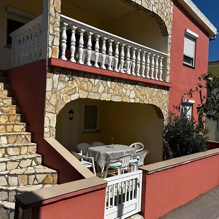 Denar Apartmán Vir
